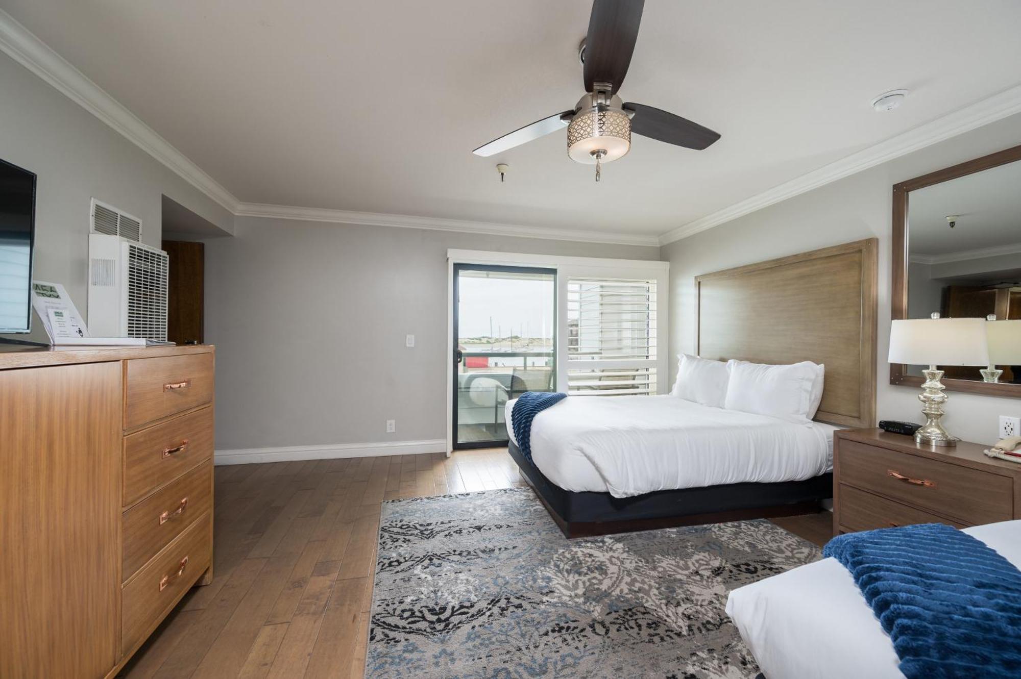 456 Embarcadero Inn & Suites Моро Бей Екстериор снимка
